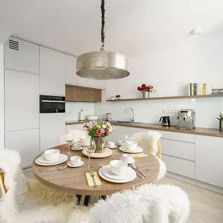 Apartamenty Lighthouse - Kasprowicza 100-3